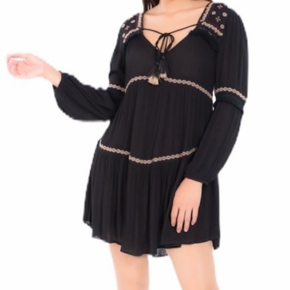 American Eagle Boho Black Dress Embroidered Tiered